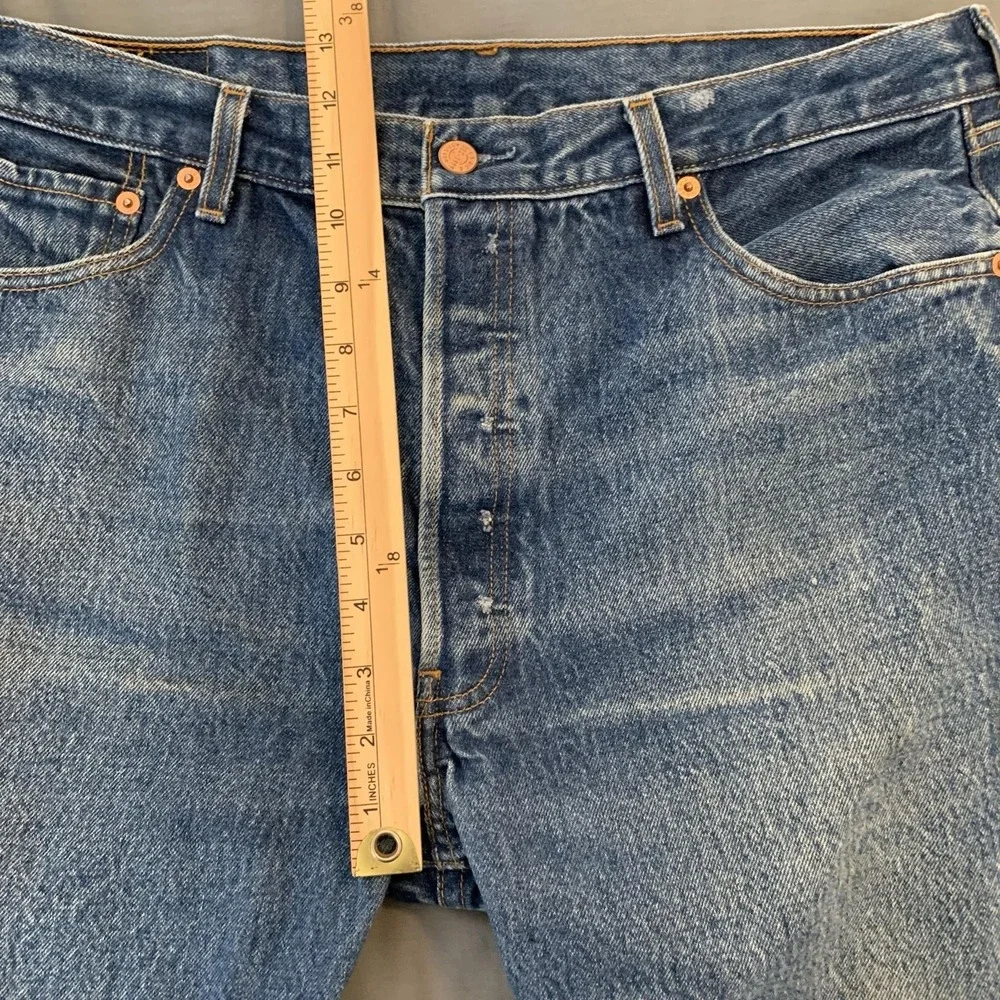 Vintage Levis 501 Jeans Mens 38x33 (34x29) Blue Straight Distressed Denim 90s